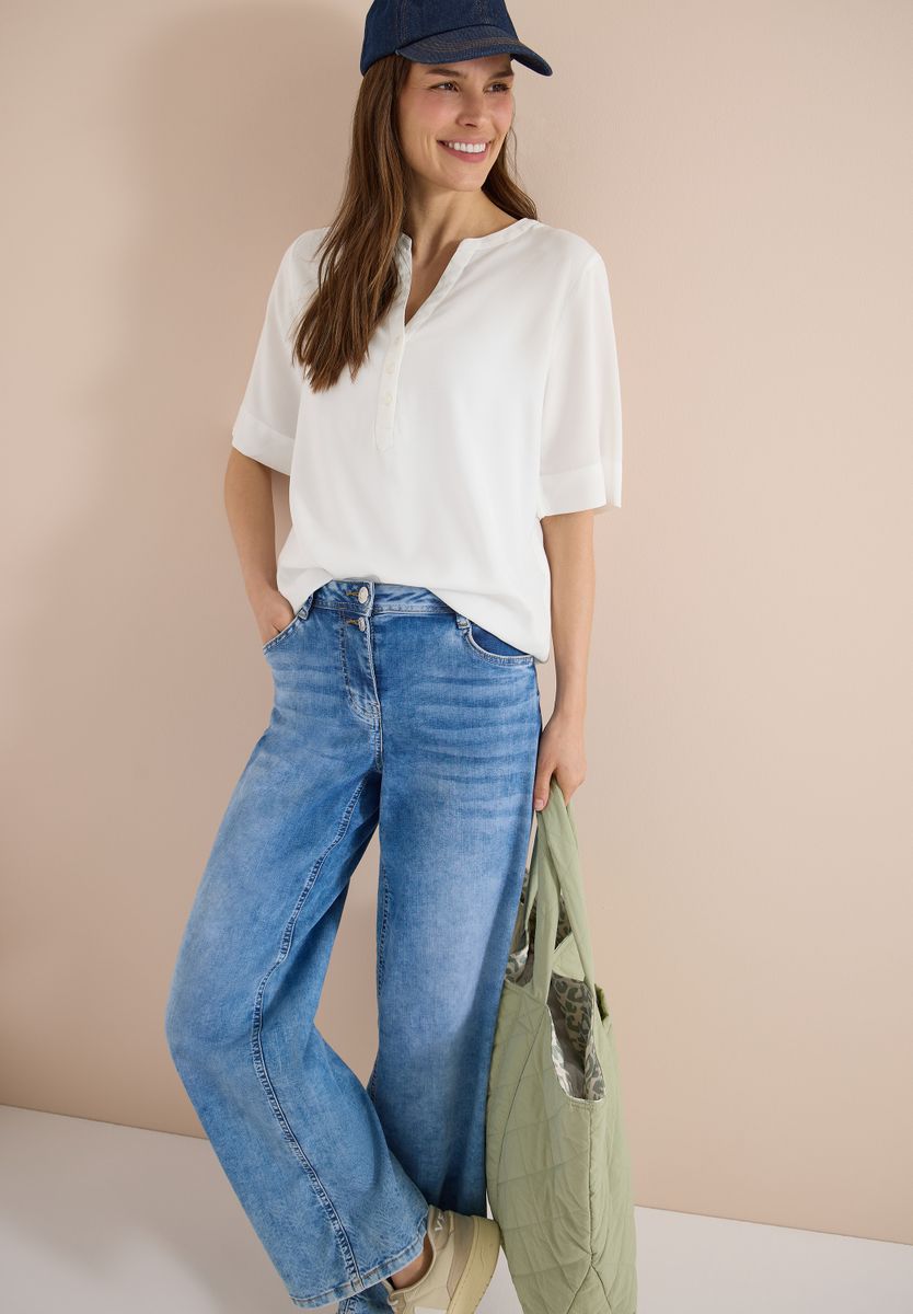 Kurzarm Bluse mit Split Neck