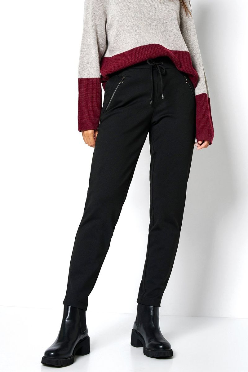 Sue Modern Chic